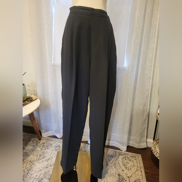Stephen Peters Black Pleated High-Waisted Trouser Pants - Picture 4 of 12